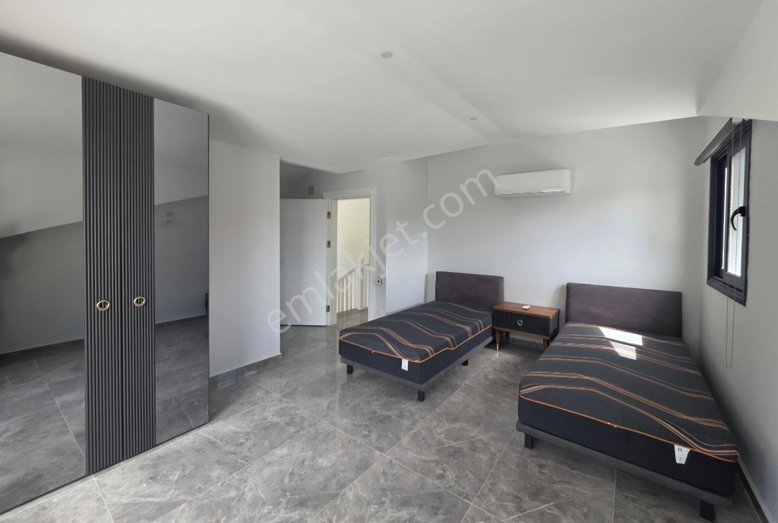 Göcek-manzaralı, Eşyalı, Yerden Isıtmalı Ve Donanımlı 4+1 Villa - Görsel 3