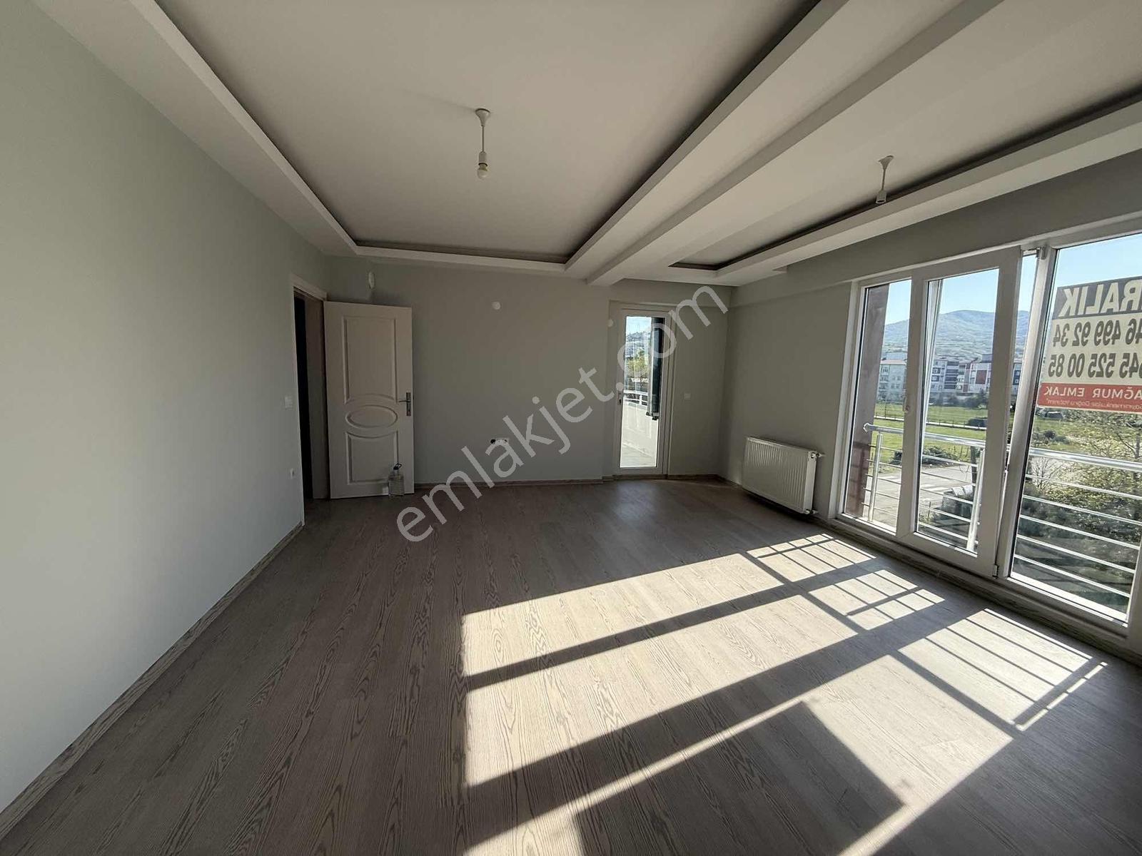 Yağmur Emlak'tan Tekkeköyde Kiralık Harika 3+1 Lüks Daire - Görsel 21