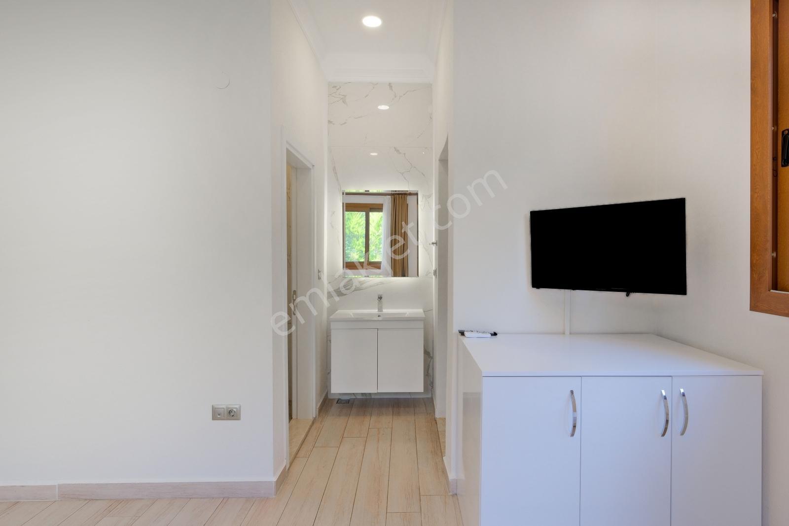 Kayaköy'de Uzun Dönem Kiralık Villa (ısıtmalı Havuz) - Görsel 6