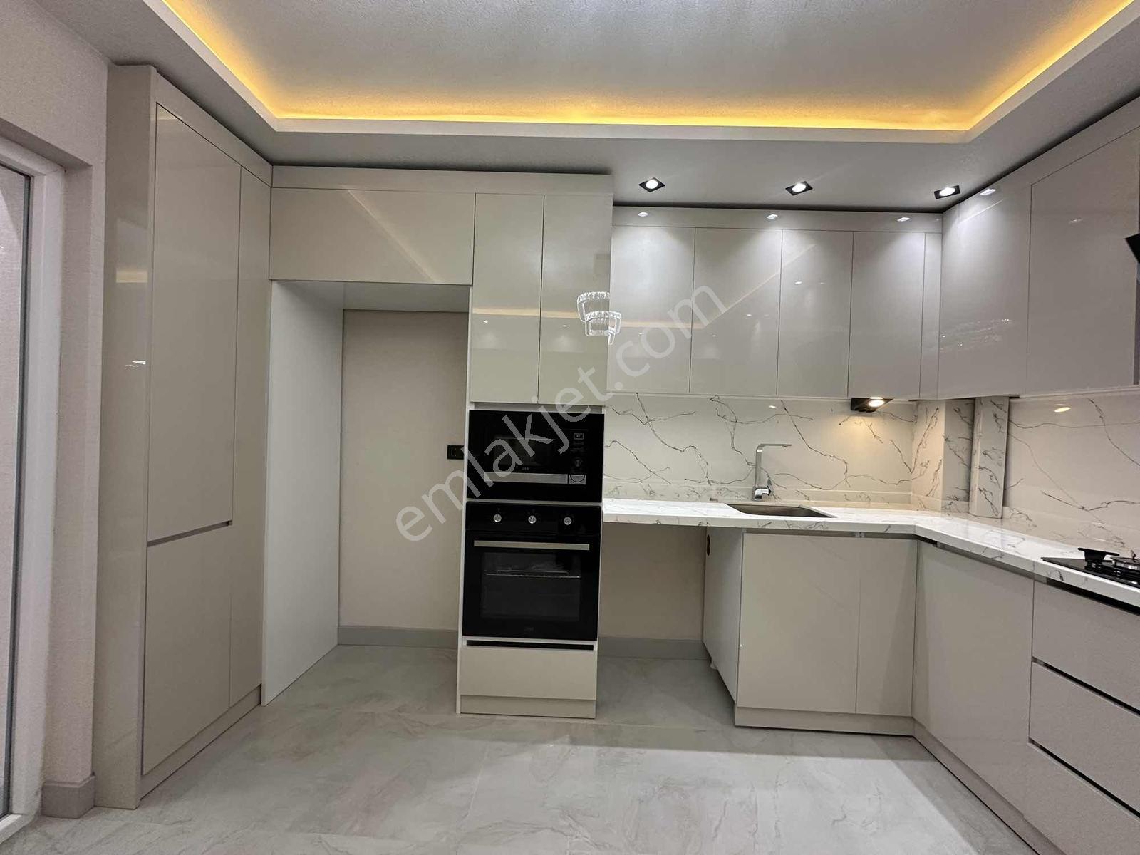 Truvadan Geniş Metrajlı Full Yapılı Prestijli Lüks Daire !!! - Görsel 17