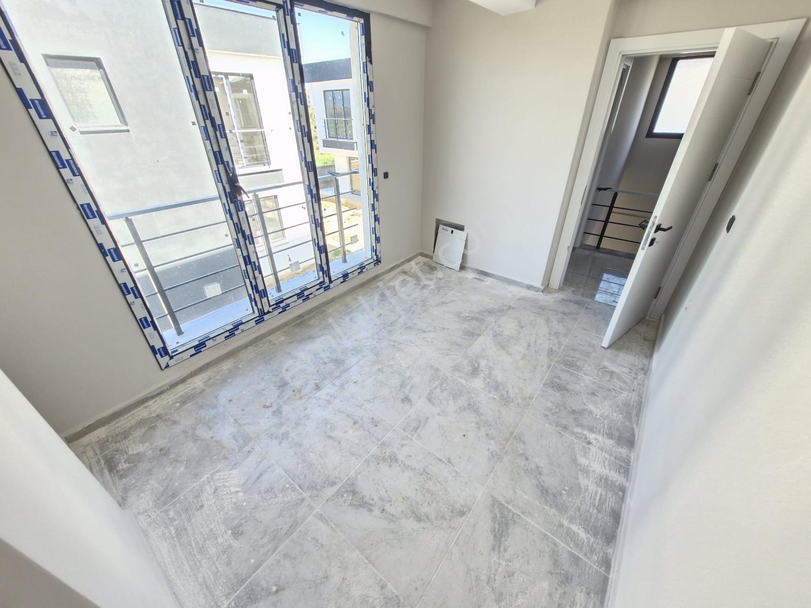 Gömeç Sahil Bölgesinde 3+1 Site İçerisinde Satılık Villa - Görsel 3