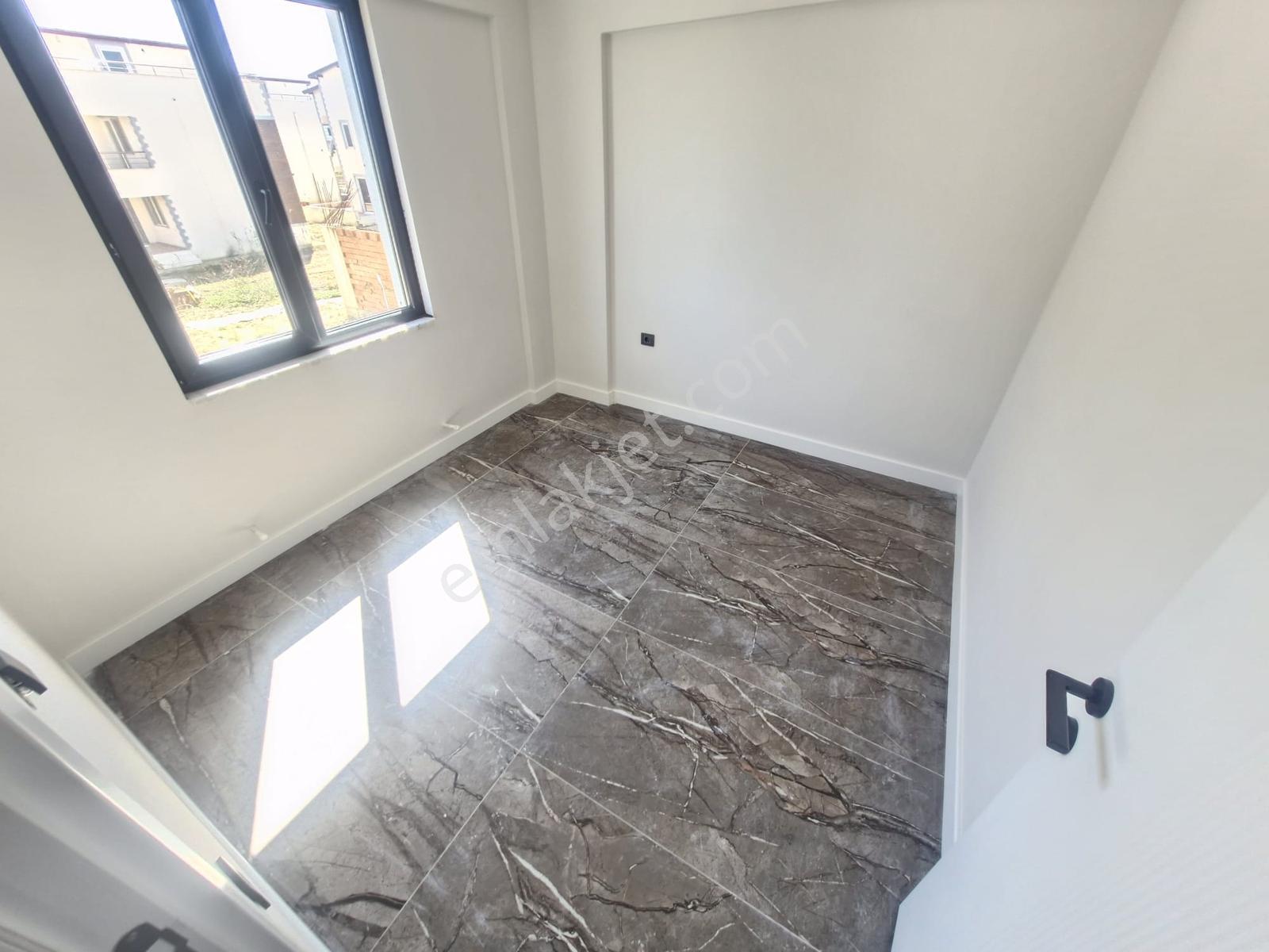 Gömeç Kısko Sahil Bölgesinde 3+1 Mükemmel Satılık Villa - Görsel 22