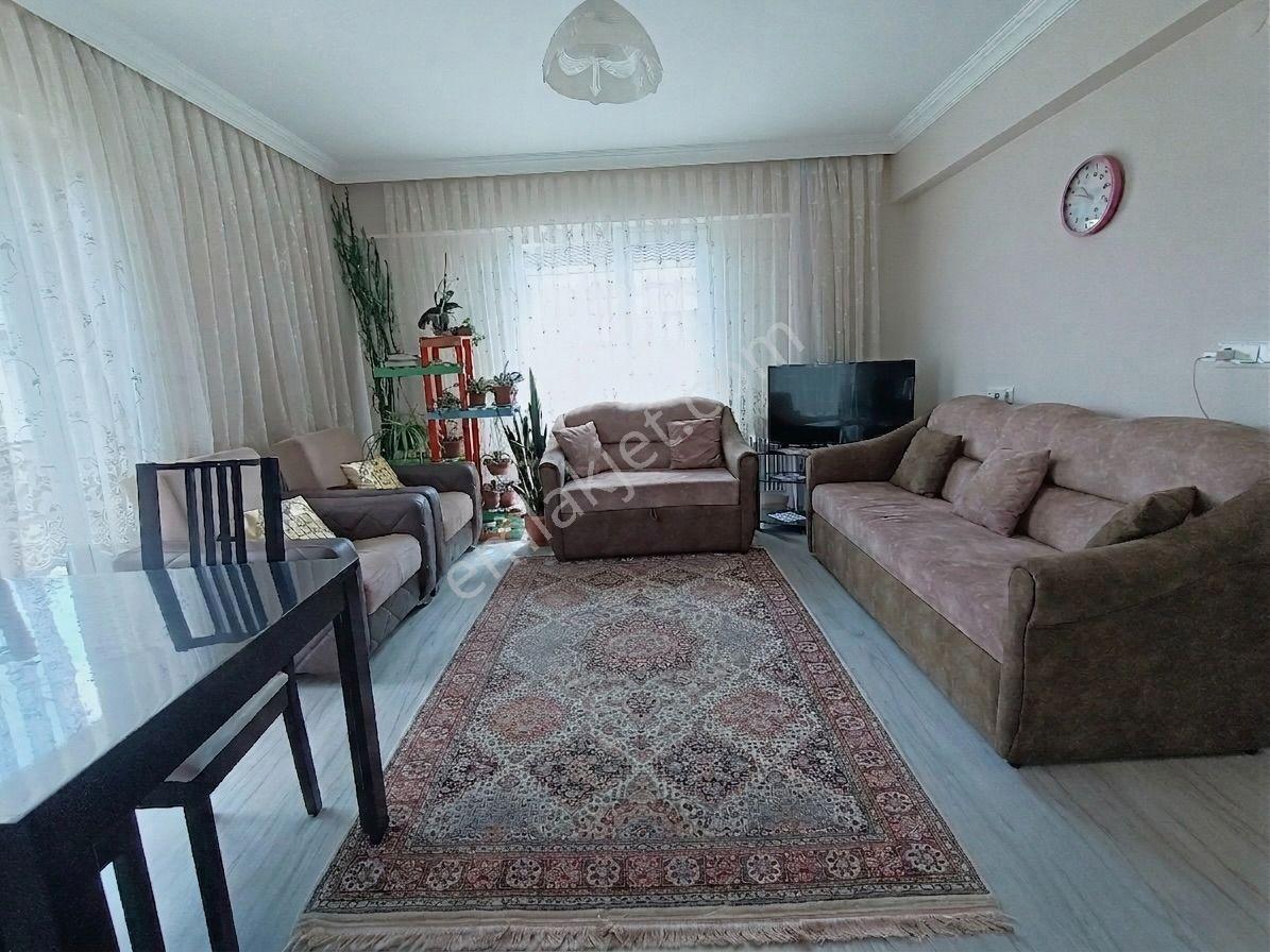 Serdivan Yazlık Loca 3 Satılık 2+1 Ferah Daire Remax Ay Nuran Alemdar Dan - Görsel 4