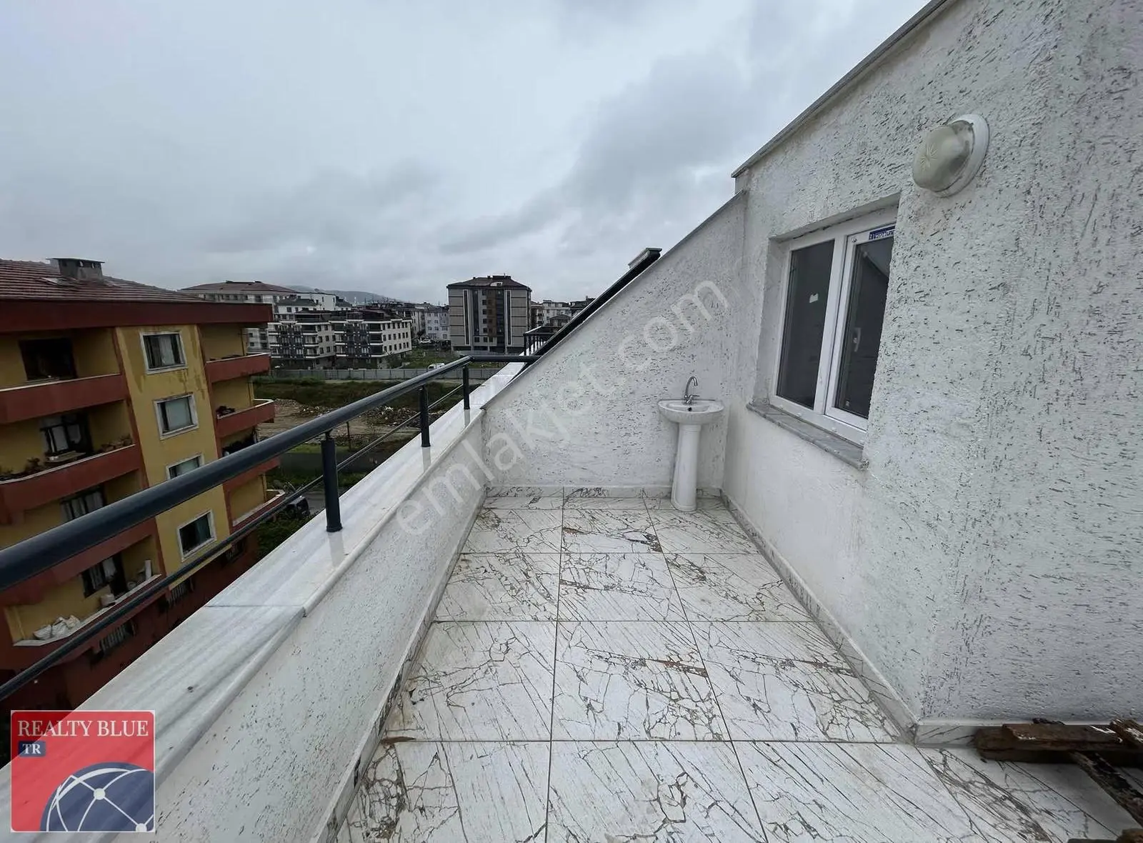 Sancaktepe Abdurrahmangazi'de Fırsat Üst Dubleks Daire - Görsel 2