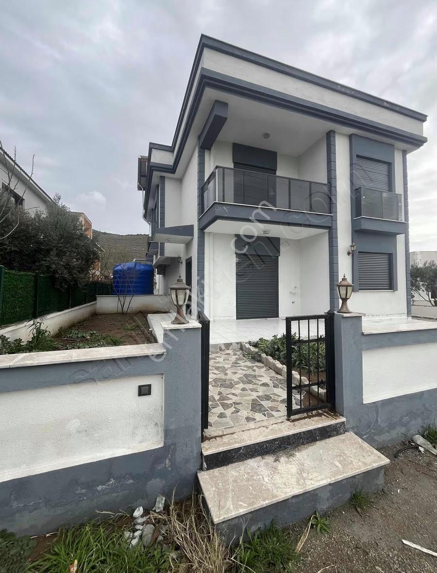 Canyurt Gayrimenkulden Menemen Türkellide Satılık Villa - Görsel 11