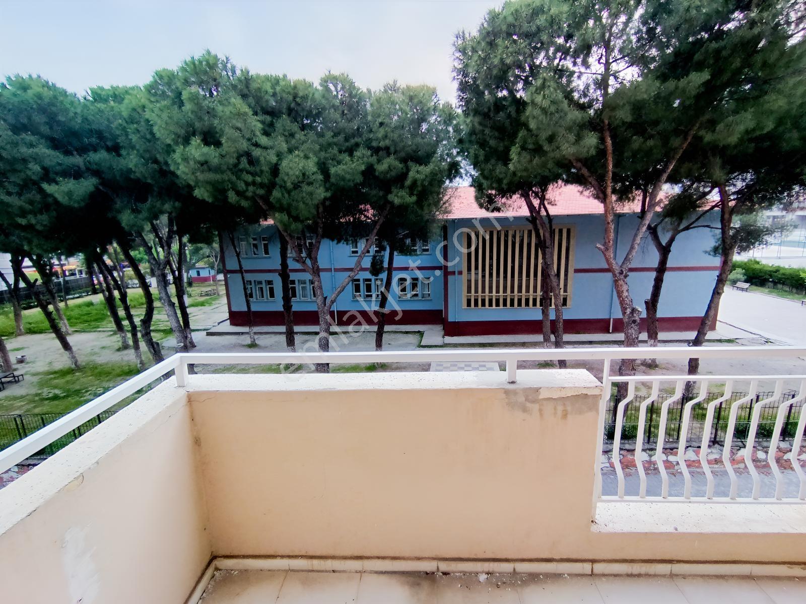 Söke Lisesi Sokağında 135 M2 Ayrı Mutfak Kiralık 3+1 Daire - Görsel 18