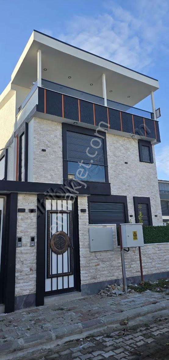 Didim Efeler Mah Satılık Uygun Fiyata Villa - Görsel 13