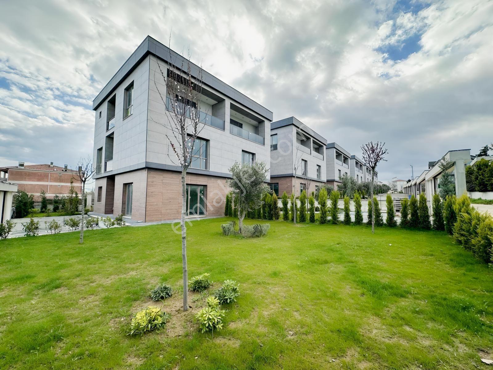 Büyükçekmece / Muratçeşme Müstakil Bahçeli Satılık 4+2 Villa - Görsel 23