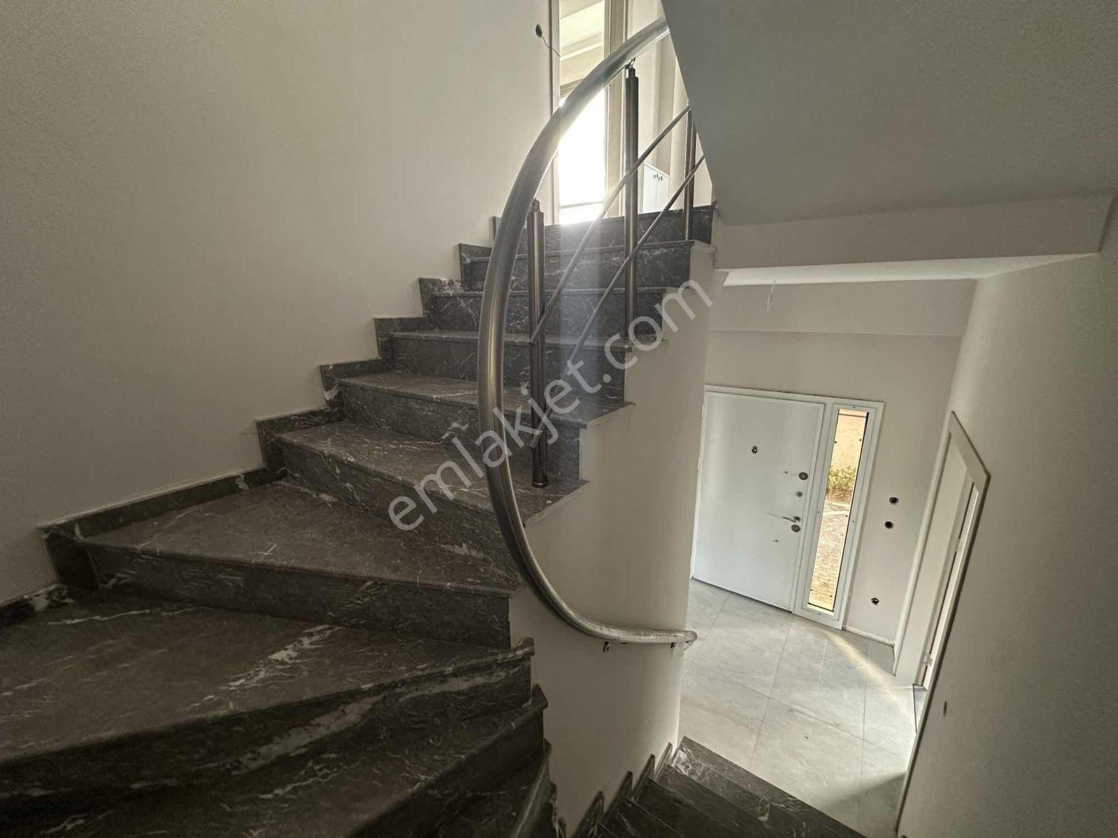Büyükçekmece / Muratçeşme Müstakil Bahçeli Satılık 4+2 Villa - Görsel 13