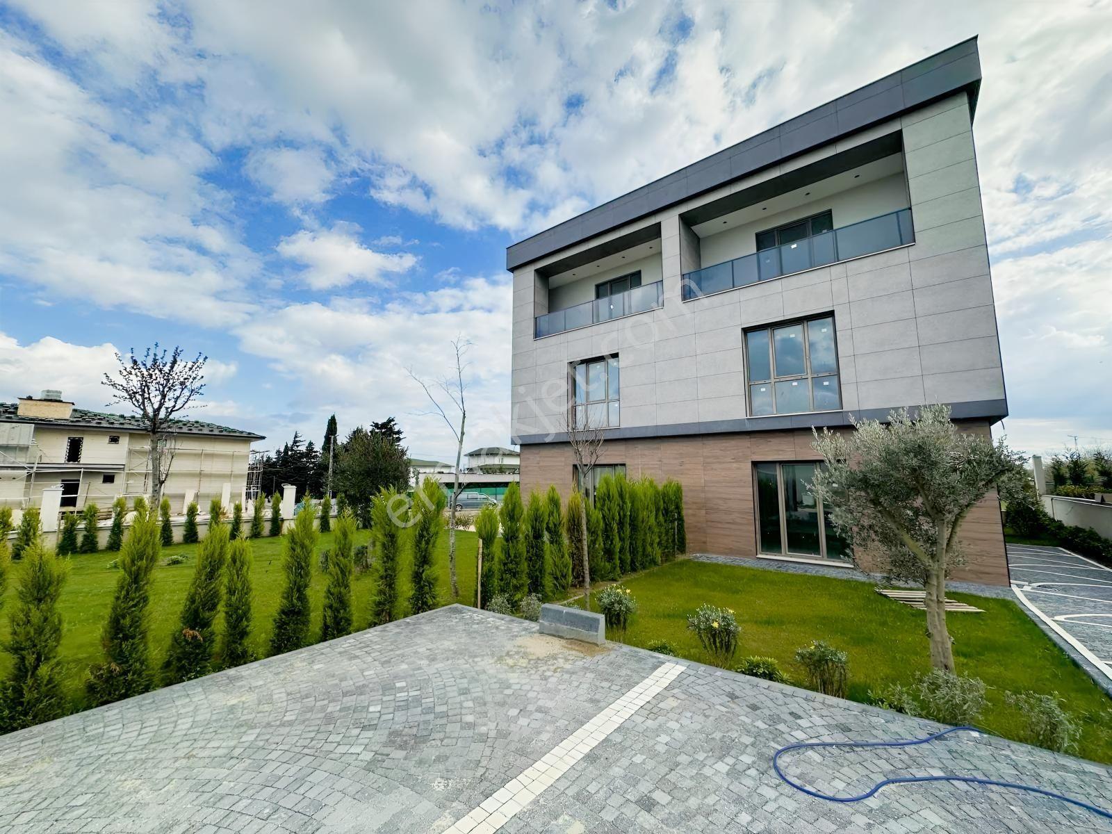 Büyükçekmece / Muratçeşme Müstakil Bahçeli Satılık 4+2 Villa - Görsel 19