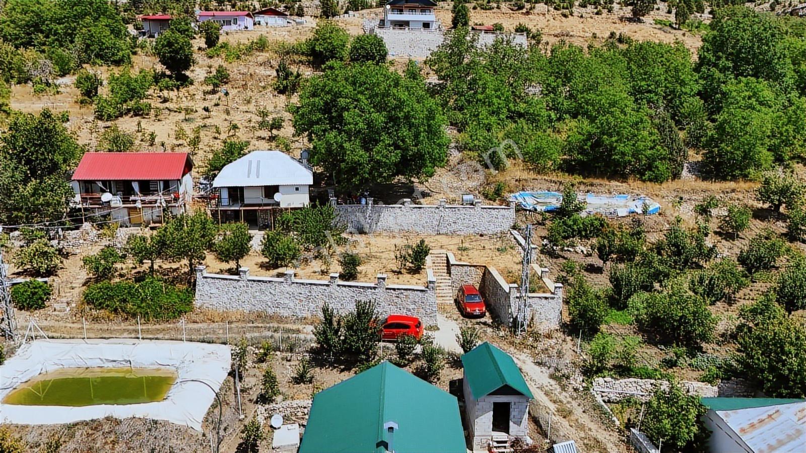 Bolkardan Arslanköy'de Sakin Konumda Müstakil Ev Ve Arsası - Görsel 2