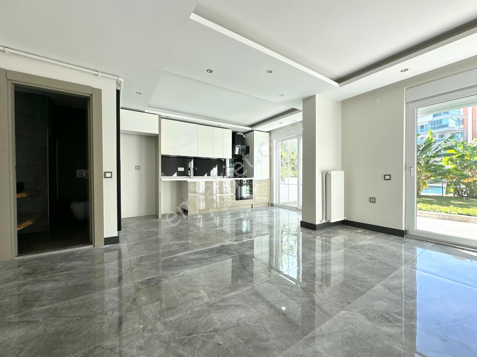 Peyzaj Ödüllü Lüks Site İçerisinde 2+1 Bahçe Dubleks Daire En/ru - Görsel 2