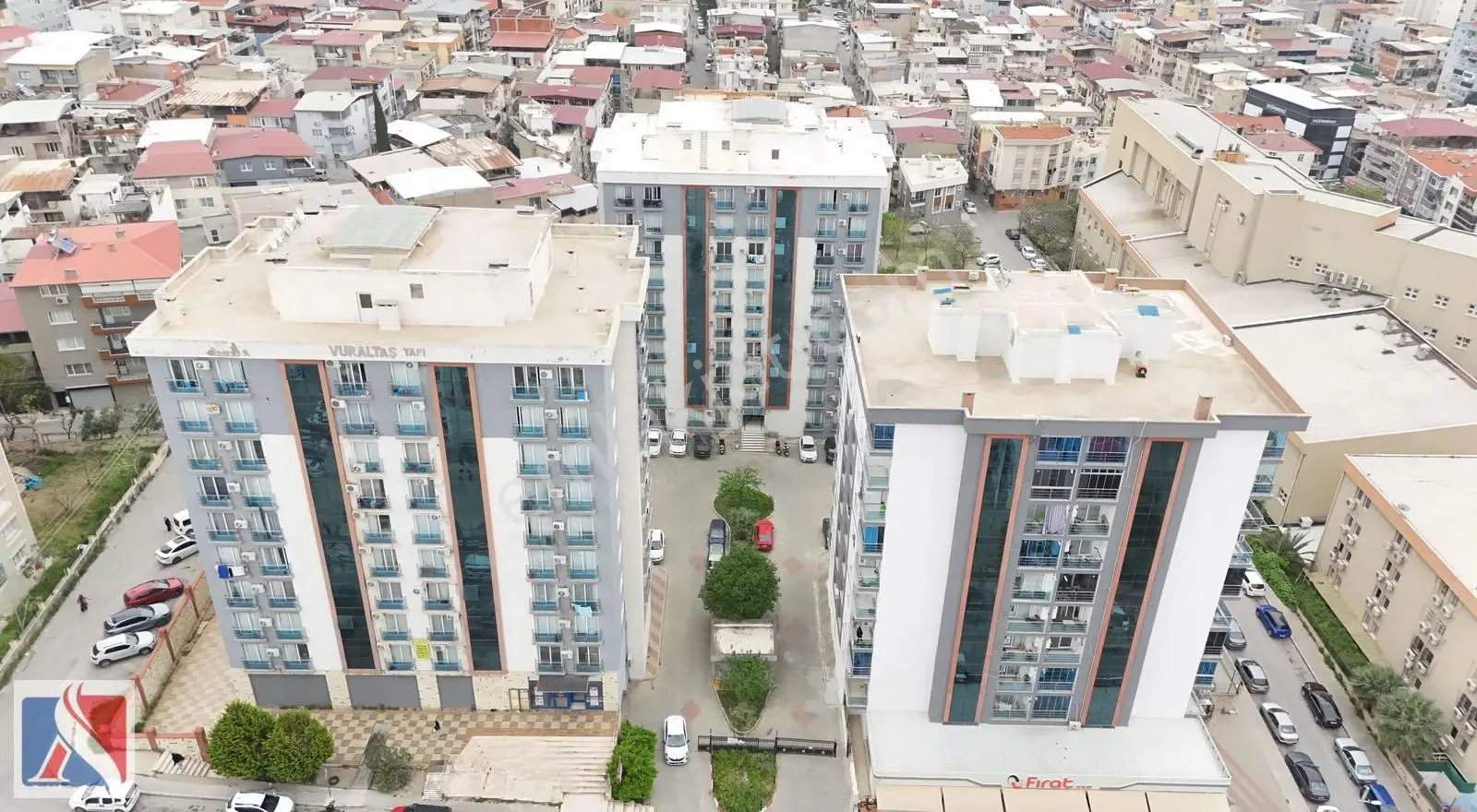 Site İçi Arakat 1+1 Asansörlü Otoparklı Uygun Daire