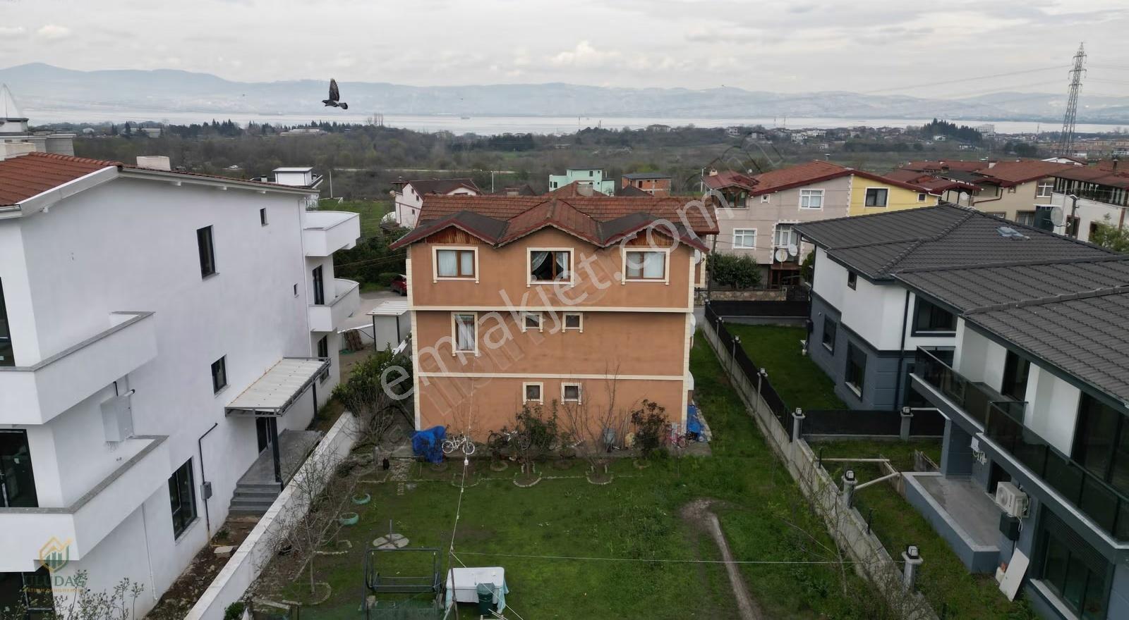 Başiskelede 650 M² Arsada 3 Daireli Müstakil Bina - Görsel 3