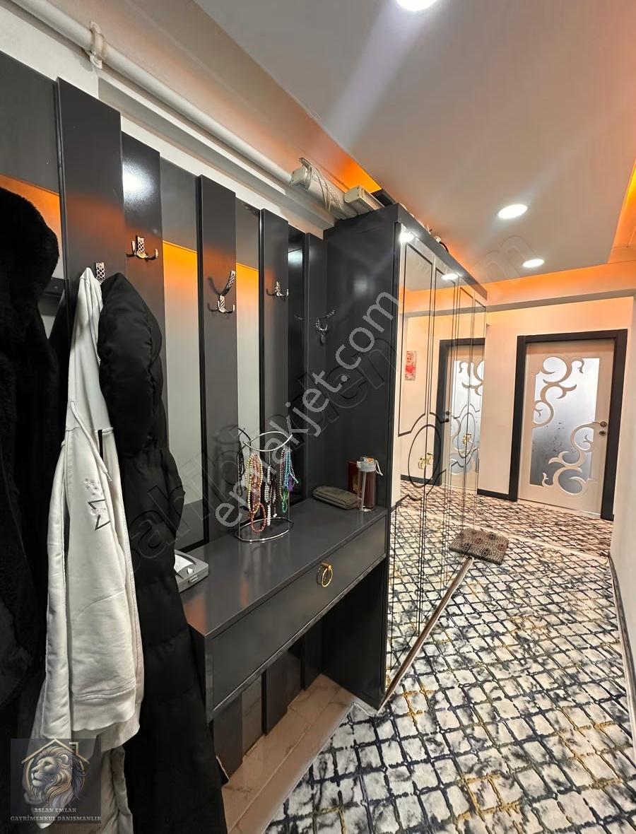 Akşemsettin'de Full Yapılı Cadde Üstü Ara Katta Satılık Daire!!! - Görsel 17
