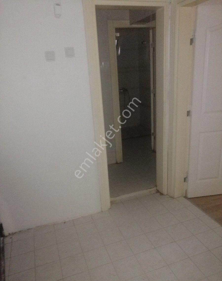 Çiğdem Mahallesi Caferağa Sokakta Kiralık 2+1 Daire - Görsel 22