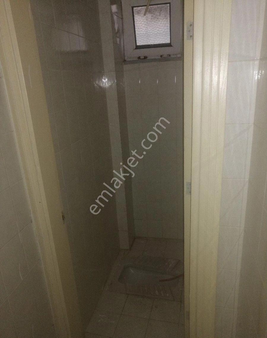 Çiğdem Mahallesi Caferağa Sokakta Kiralık 2+1 Daire - Görsel 12
