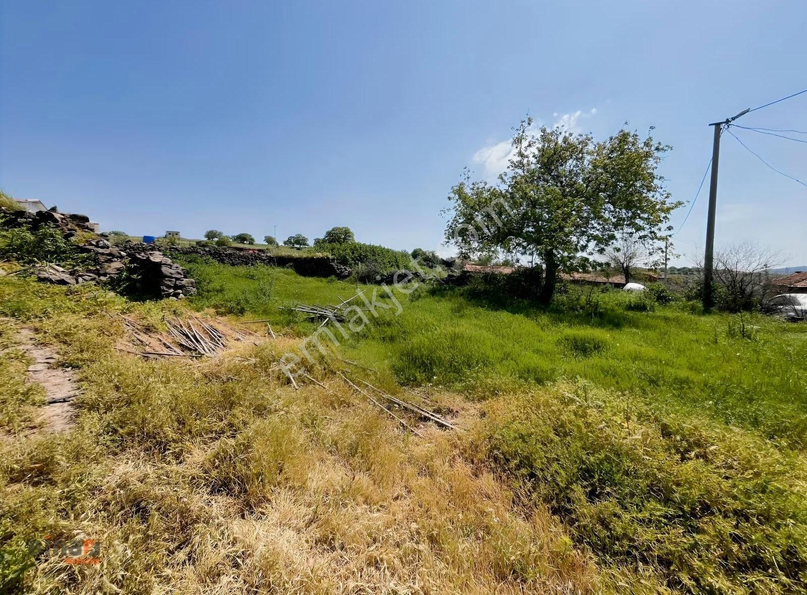 Bergama Merkeze 15 Km Uzaklıkta 580 M2 İmarlı Arsa - Görsel 4