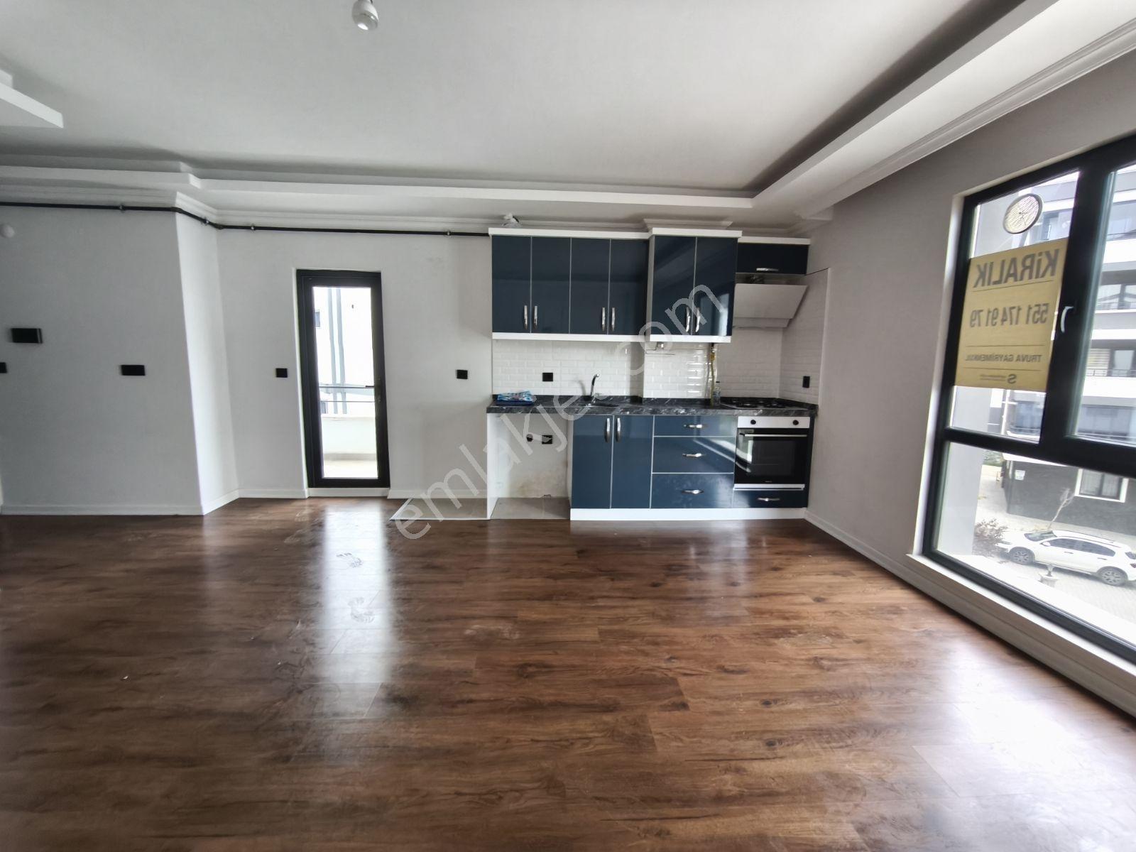 Truva/nazım Demirci'den Tramvaya Cephe Kiralık 1+1 Geniş Daire - Görsel 4