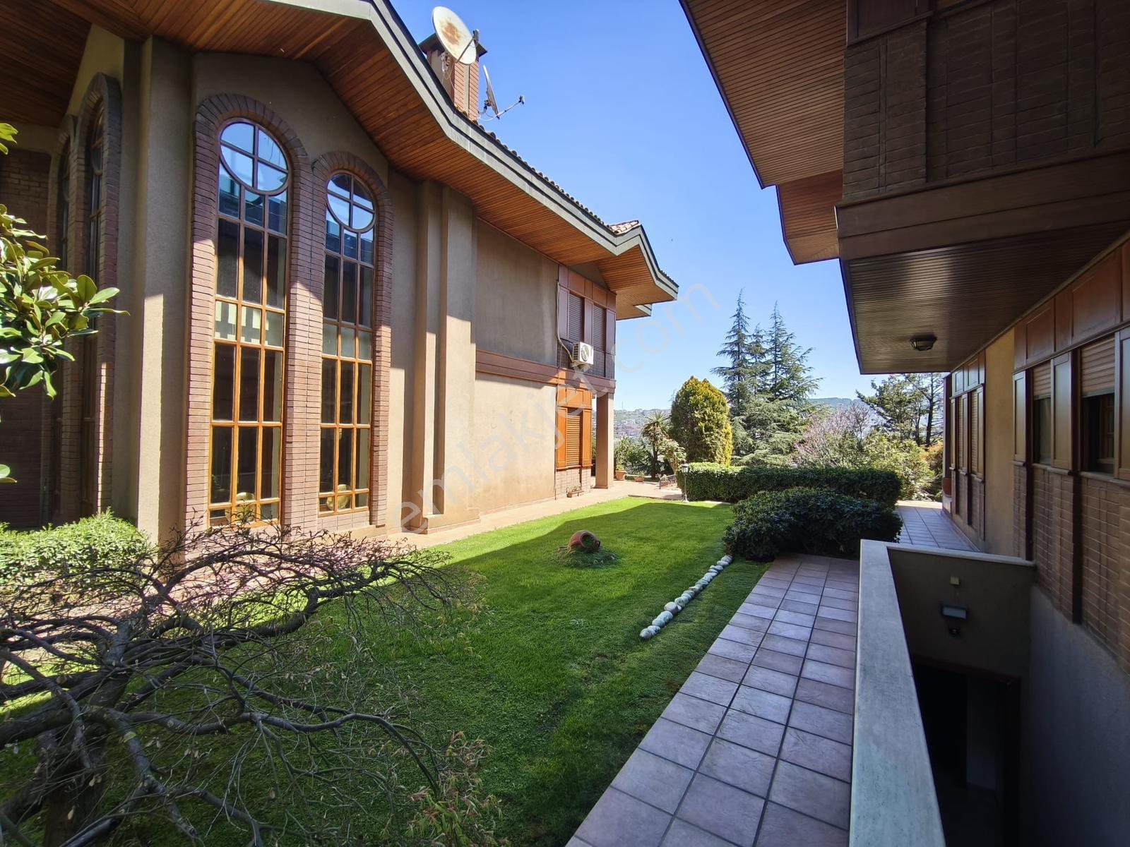 Nakkaştepe'de Kiralık Villa! Nakkaştepe Sitesinde 8+2 - Görsel 3