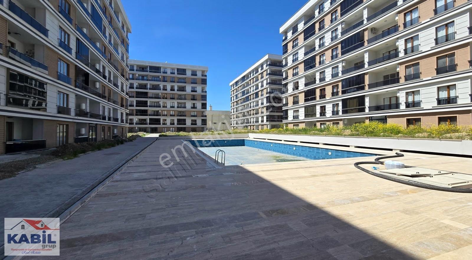 Beylikdüzü Adnan Kahveci 3+1 Site İçi Arakat, Açık Yüzme Havuzlu - Görsel 23