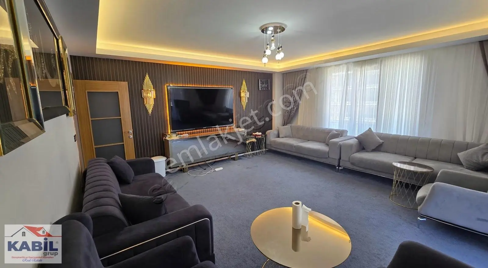 Beylikdüzü Adnan Kahveci 3+1 Site İçi Arakat, Açık Yüzme Havuzlu