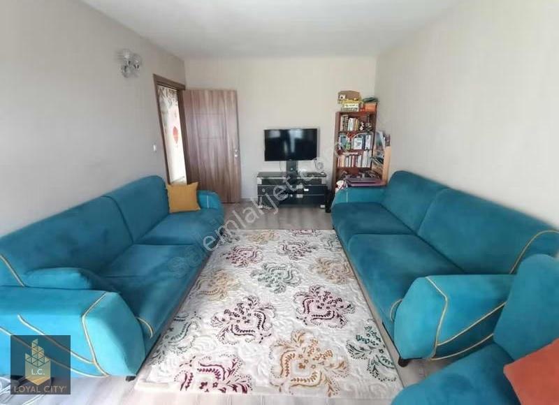 Ertuğrul Mah. 3.5+1 200 M2 Merkezi Konumda Dublex Daire - Görsel 3