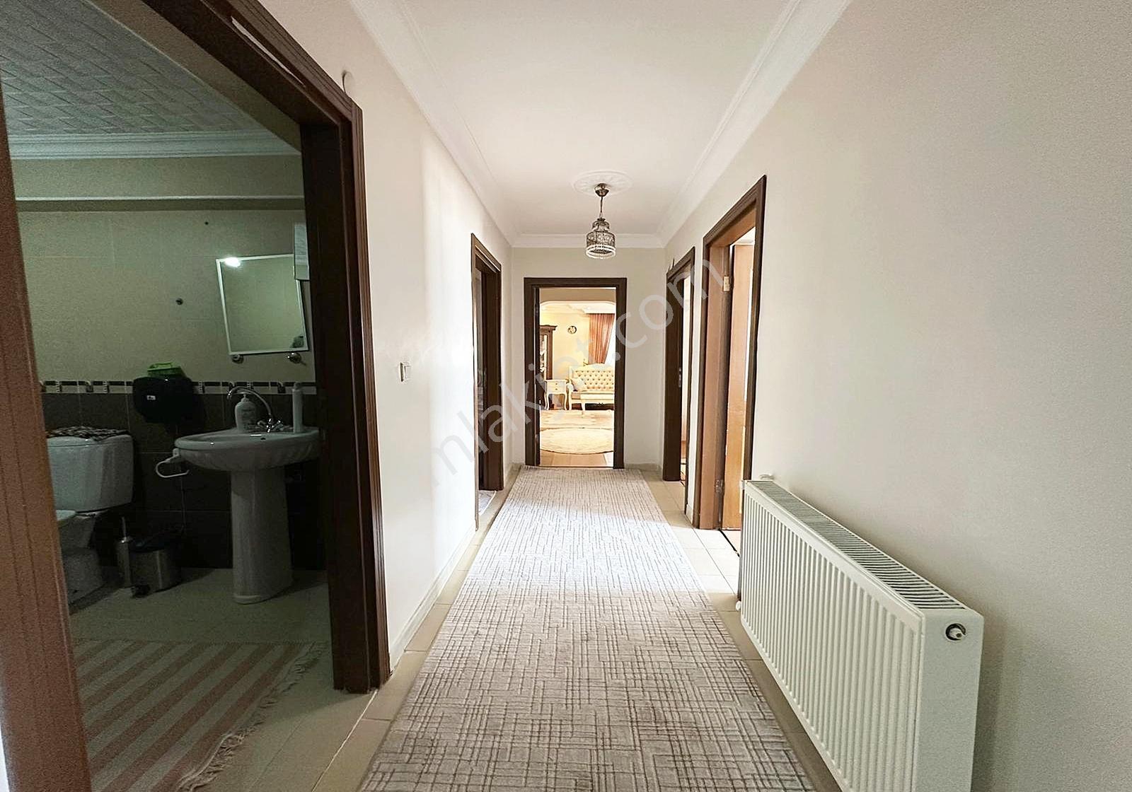 Ufuktepe Full Ankara Manzaralı Cadde Üstü 6+1 Dubleks Daire - Görsel 9