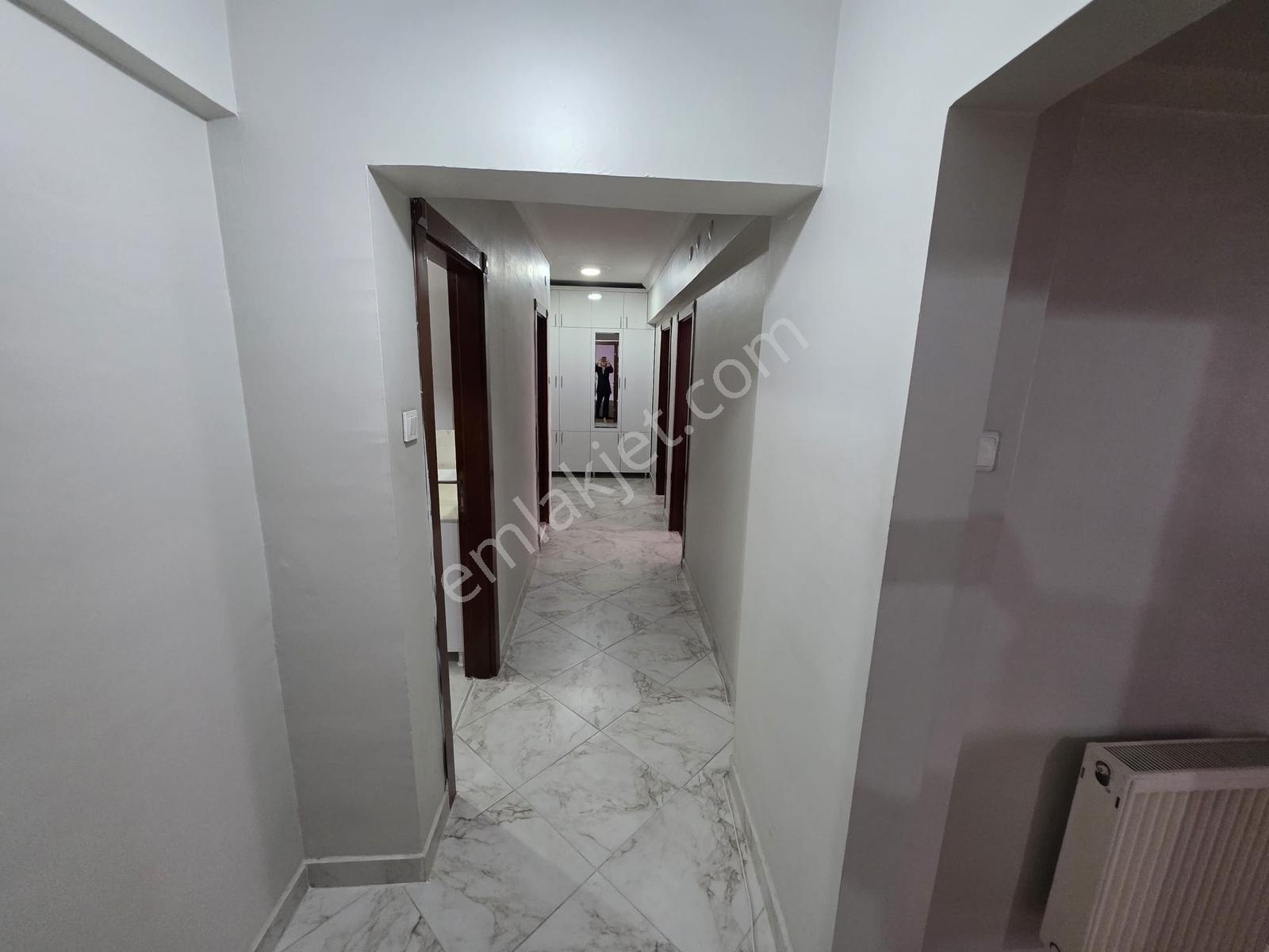 Etlik Şehir Hastanesine Yakın Eşyalı Temiz Geniş 3+1 Katta Daire - Görsel 27