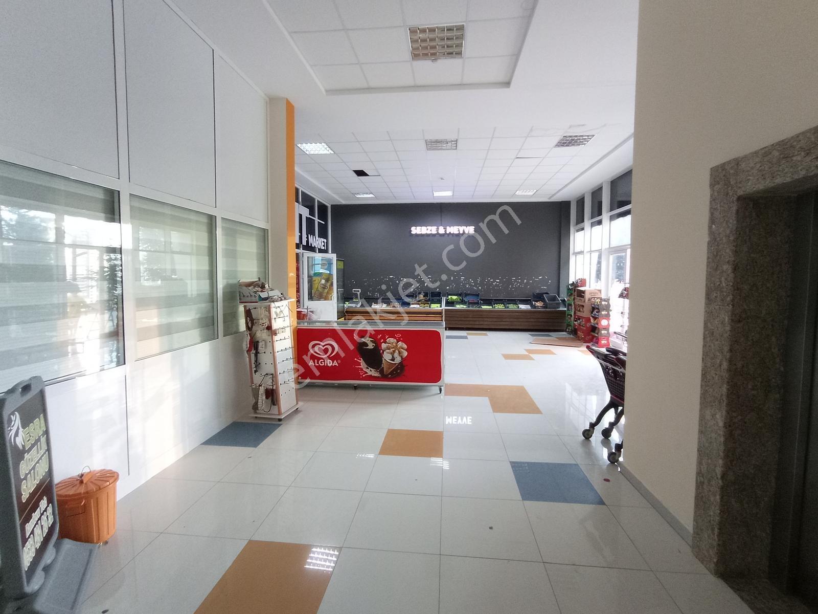7/24 Güvenlikli Sosyal Site Vadikentte 3.5+1 Satılık Prıme Ofis - Görsel 39
