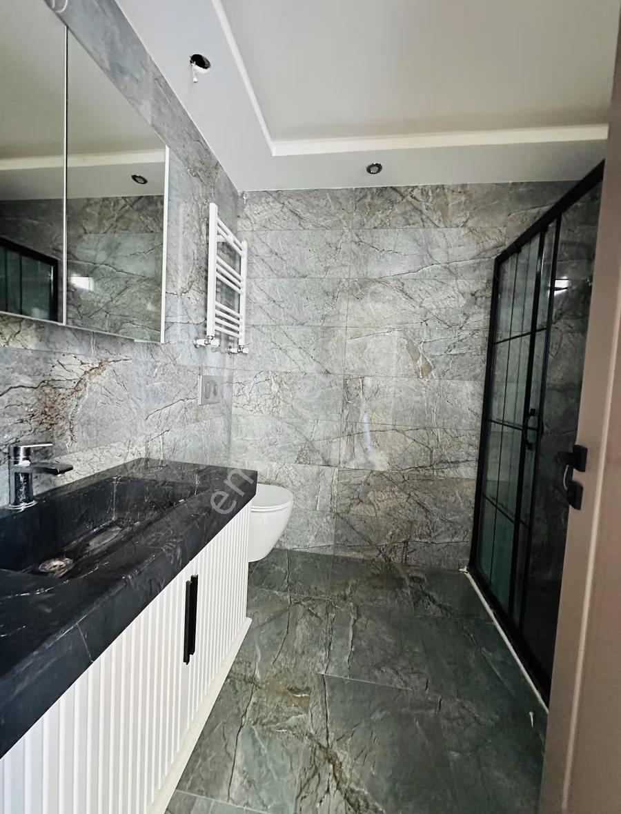 Mezitli Akdeniz'de Kiralık 3+1 Lüks Daire - Görsel 6