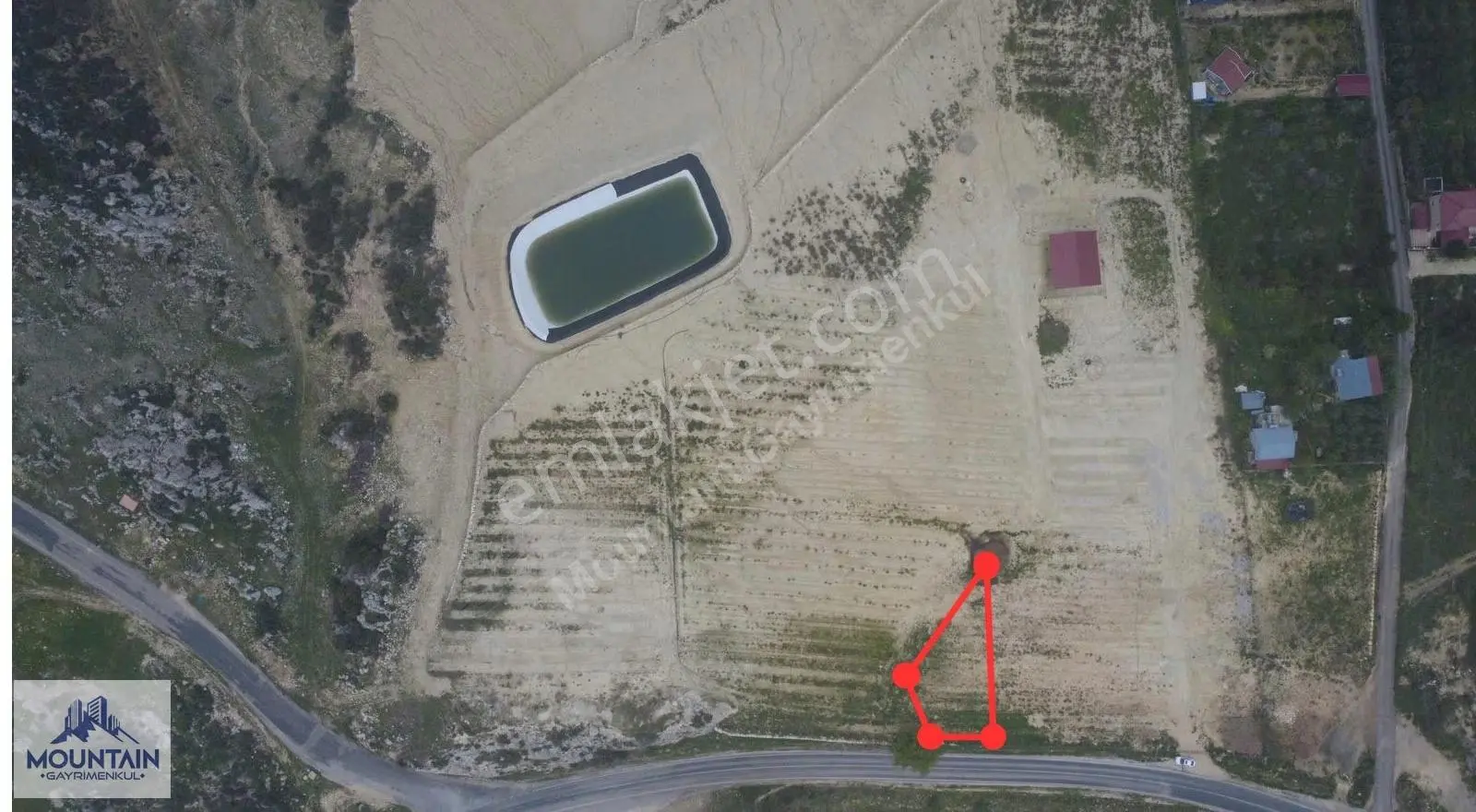 Mersin-mezitli-kuzucubelen'de 500 M2 İmarlı Yola Sıfır Arsa