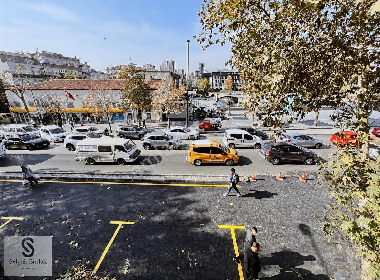 Niğde Merkez Dr. Sami Yağız Cad 1+1 Kiralık Ofis - Görsel 11