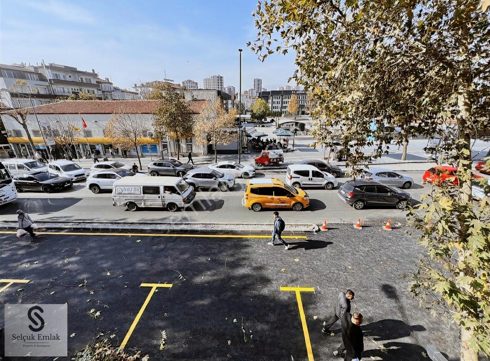 Niğde Merkez Dr. Sami Yağız Cad 1+1 Kiralık Ofis - Görsel 12