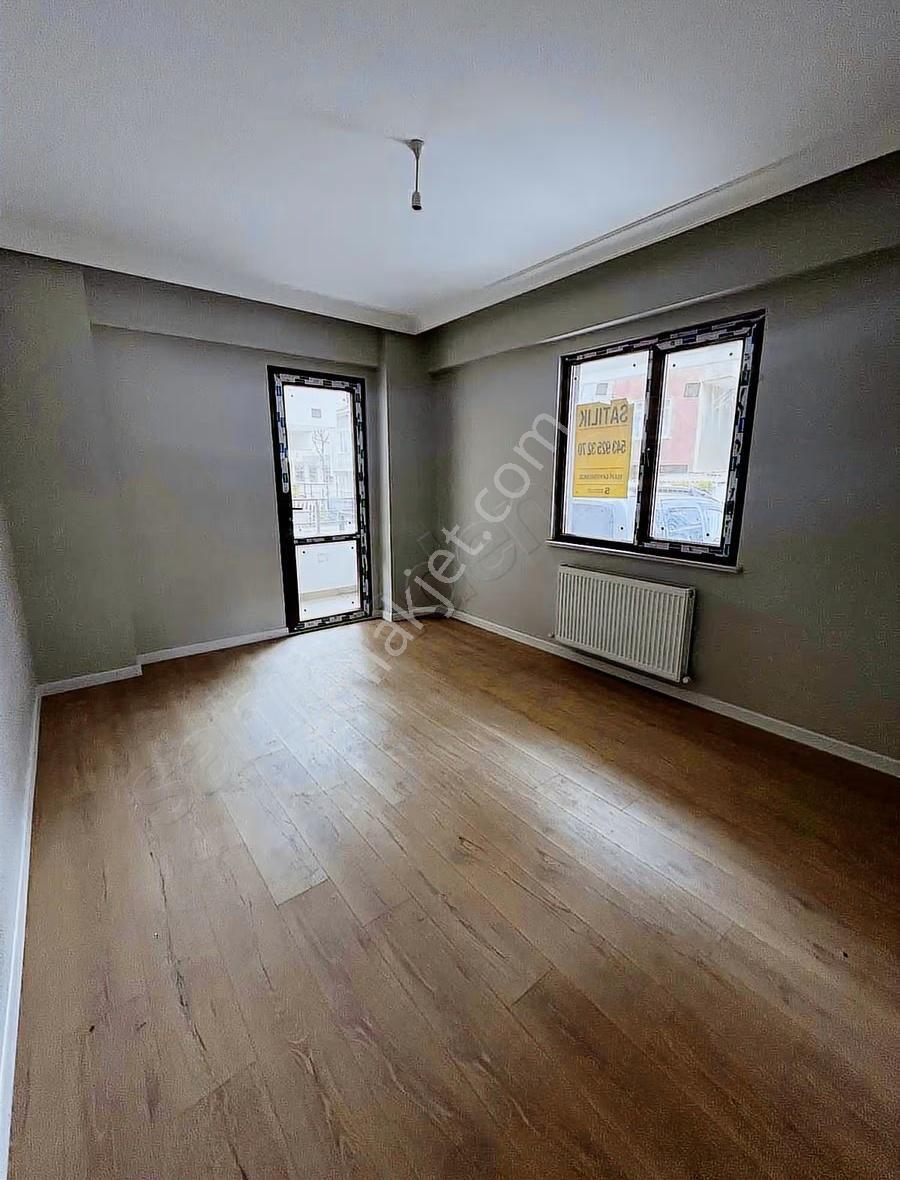 Arapçeşme Namık Kemal Cad.üzerinde 2+1 Satılık Daire. - Görsel 4