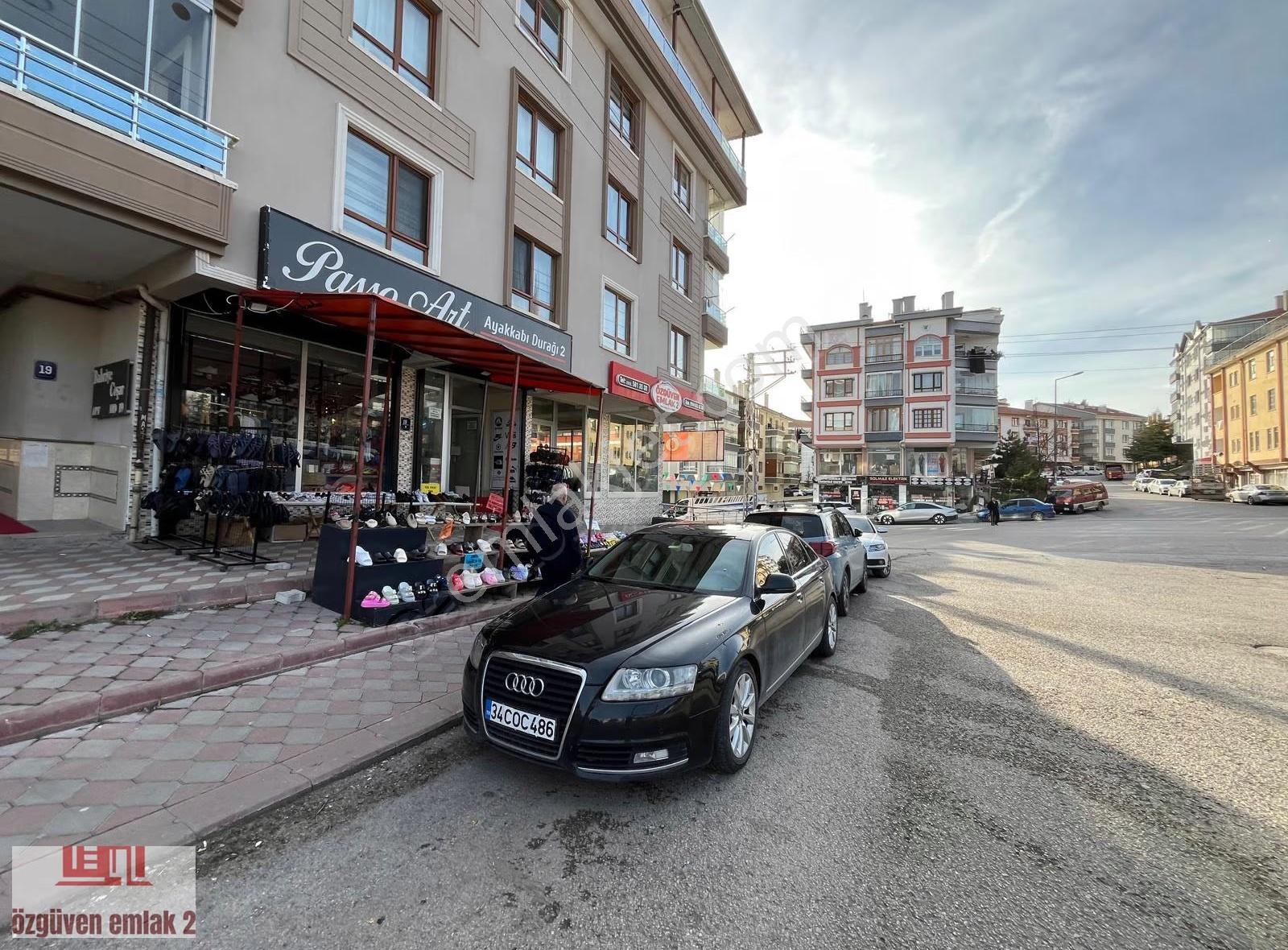 Atapark'da İşlek Cadde Üzerinde Devren Ayakabı Dükanı - Görsel 6