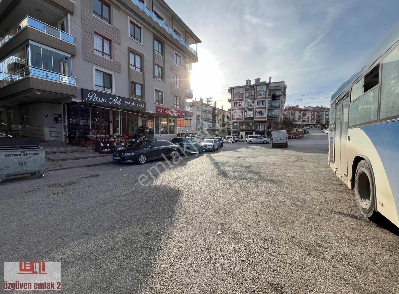 Atapark'da İşlek Cadde Üzerinde Devren Ayakabı Dükanı - Görsel 3