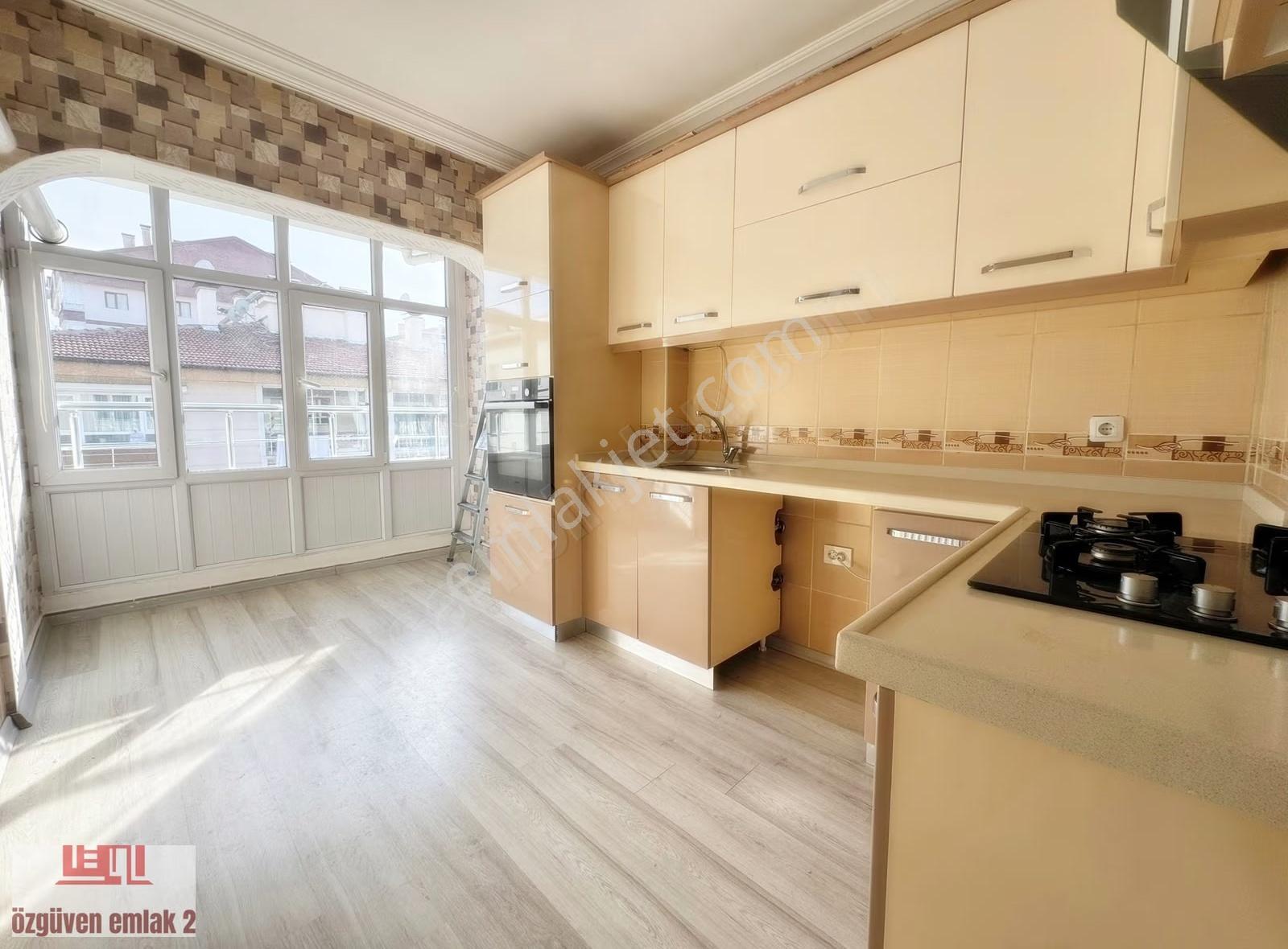 Ufuktepe Cadde Üzerine 1 Bina Katta Full Yapılı 3+1 Daire - Görsel 5