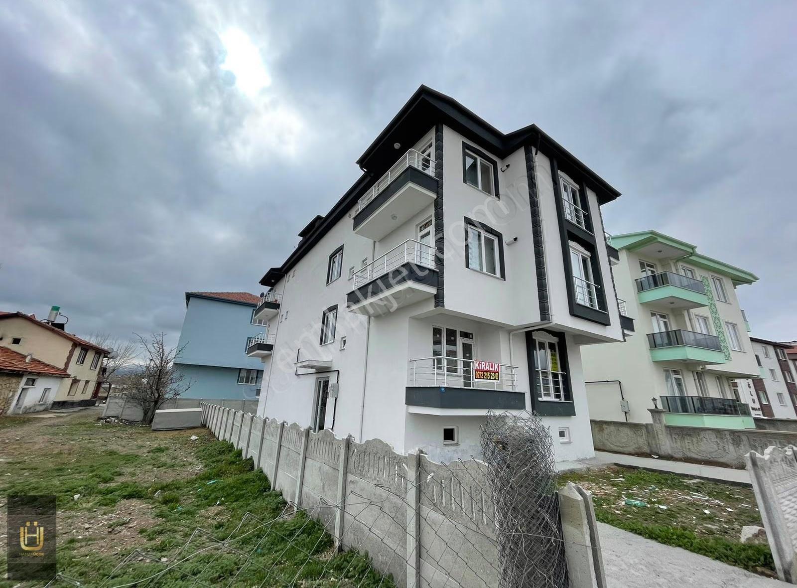 Afyon Üçok Emlaktan Mareşal F Çakmak Mah 3+1 115m² Daire - Görsel 6
