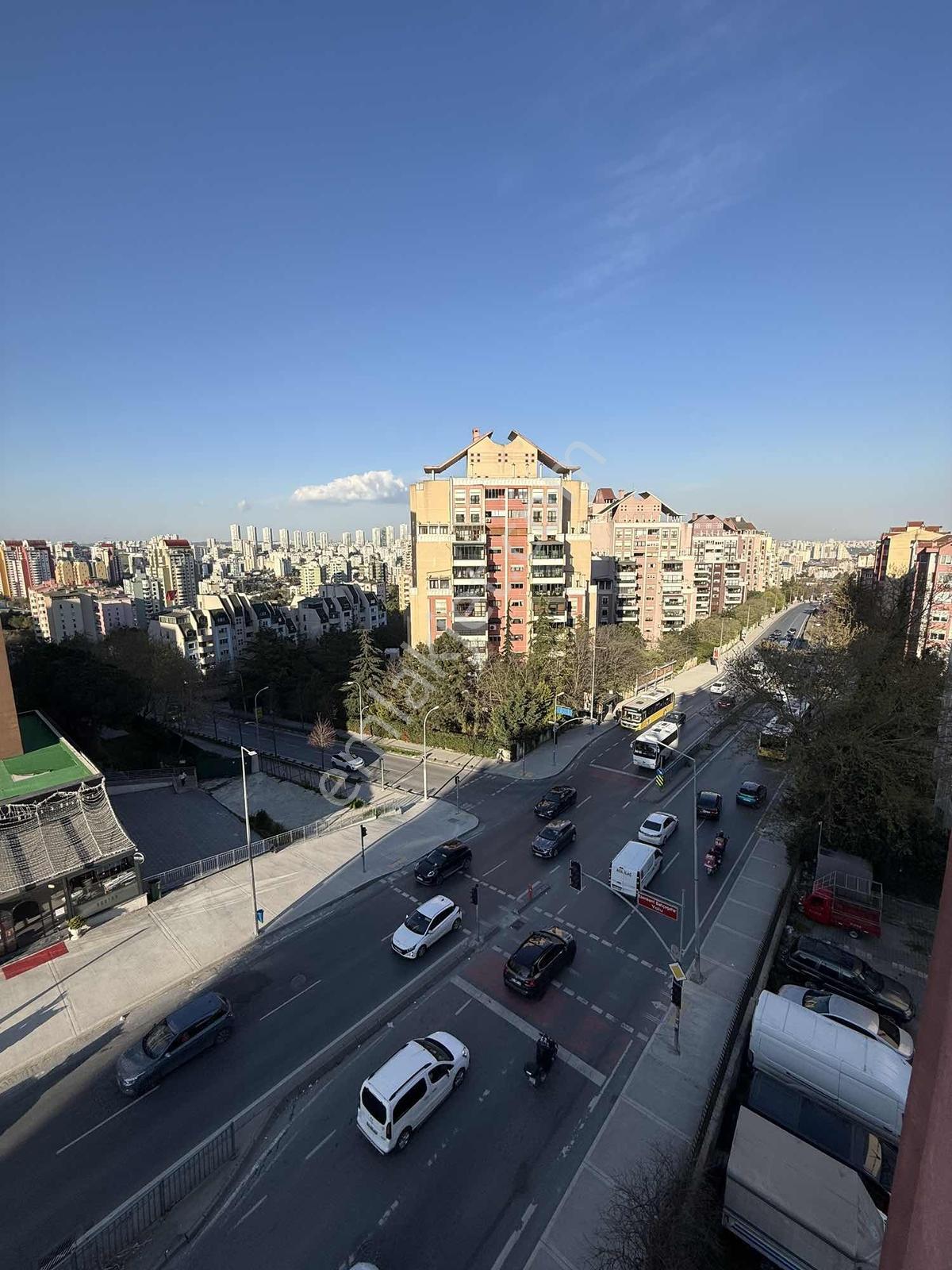 Bahçeşehir Esenkent Merkezi Mevkide Kiralık 3+1 Dubleks Daire - Görsel 19