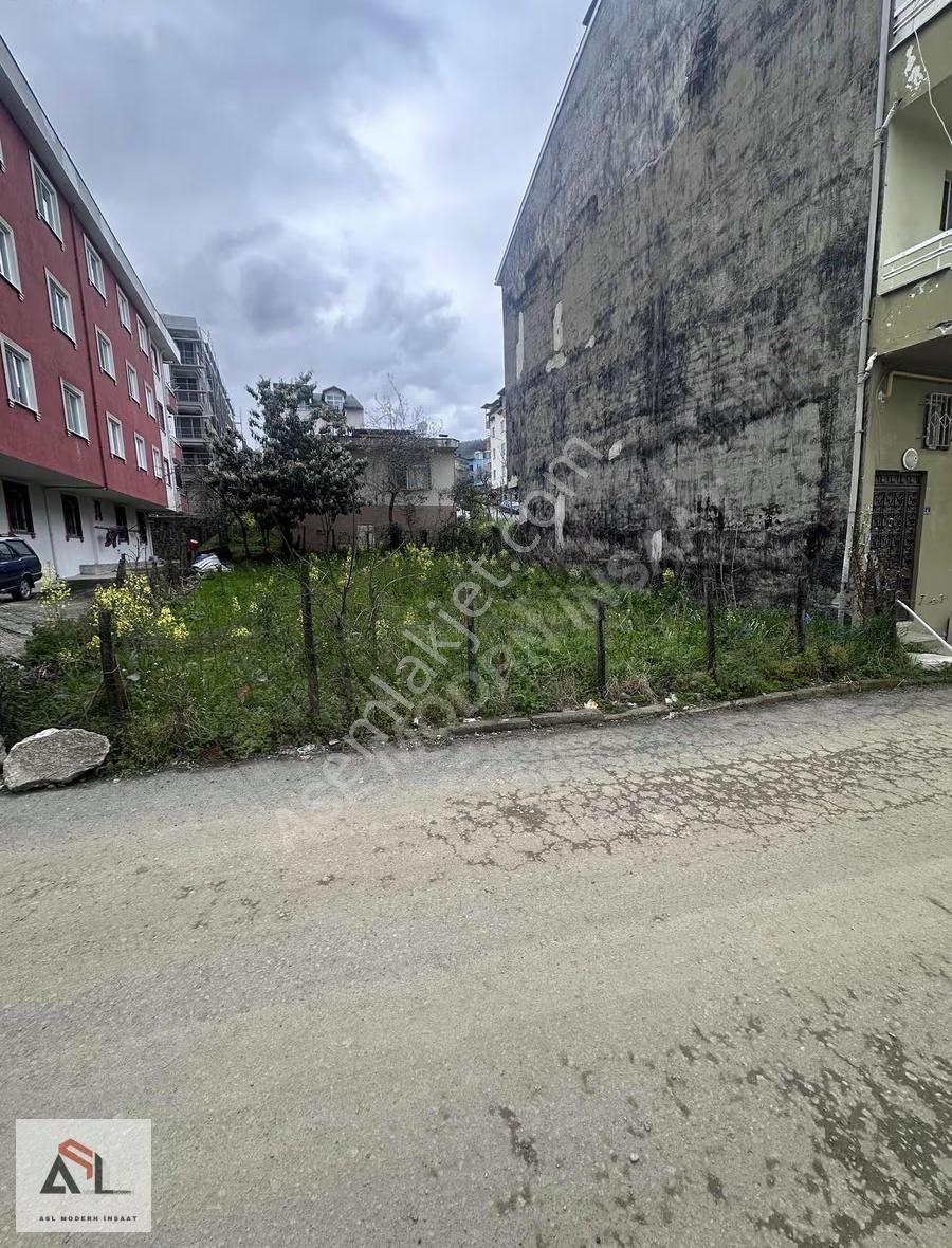 Bucak Mahallesinde Z+2 İmarlı 200 M² Arsa