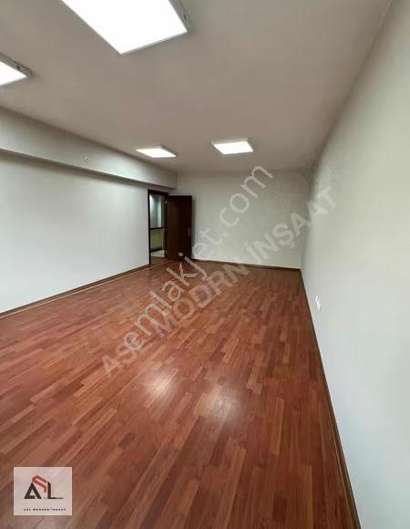 Şarkiye Mahallesi Atlıhan Otel Yanı Kiralık Ofis - Görsel 11