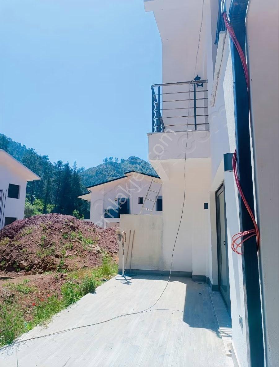 Marmaris Turunç Dereözu 3+1 Kiralik İkizvilla ! - Görsel 21