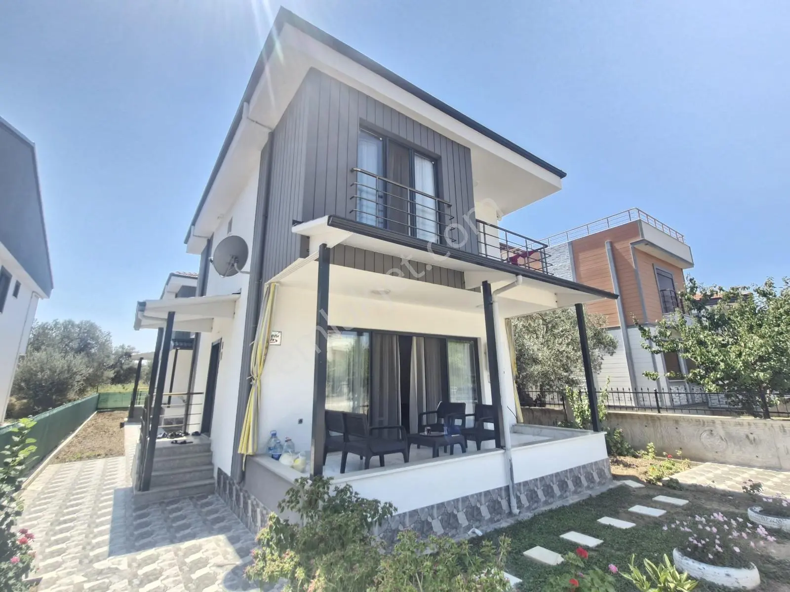 Gömeç Sahilde Ön Cephe 3+1 Mükemmel Satılık 2 Adet Villa