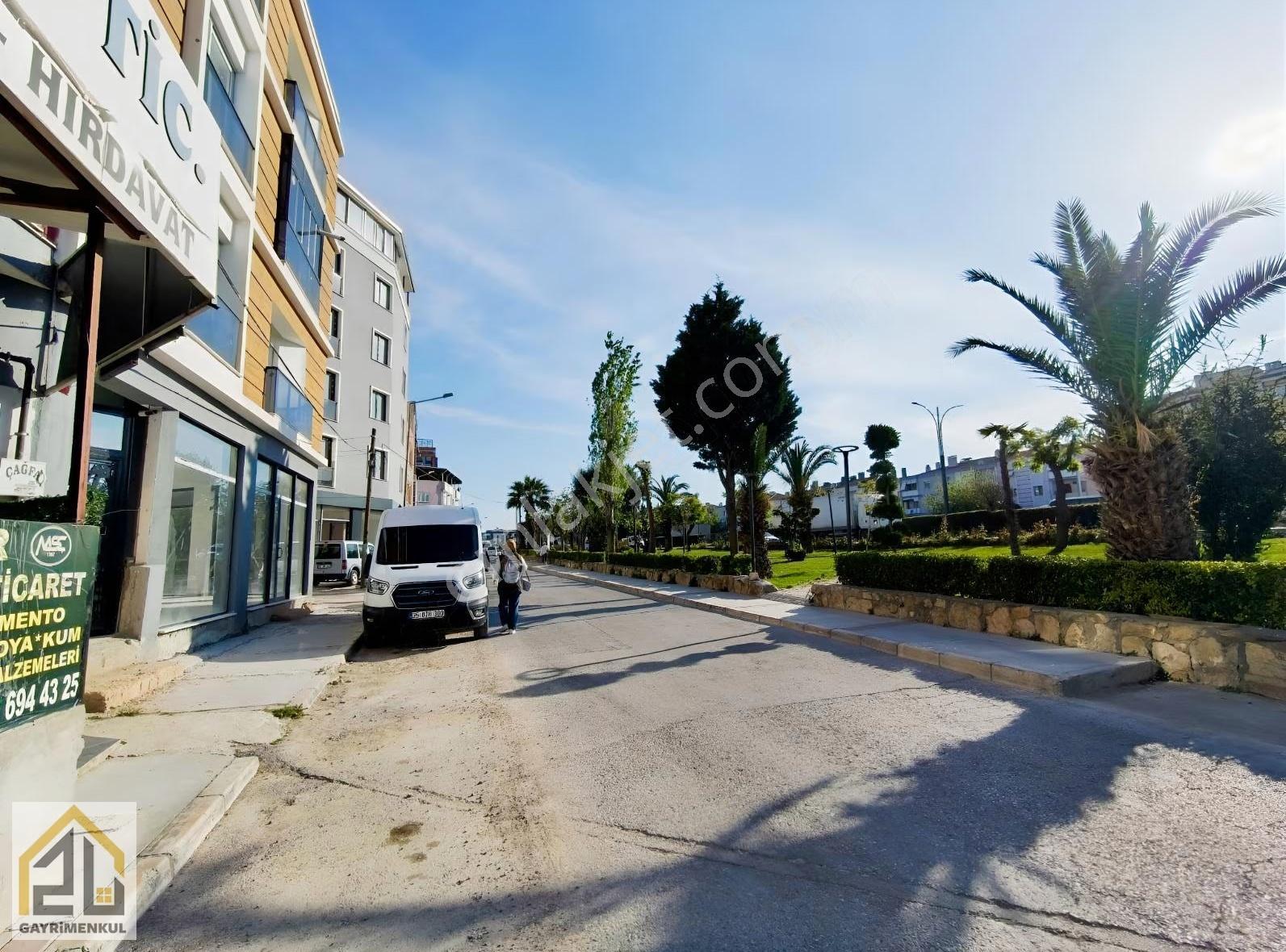 Zu Dan Çanakkale Yolu Üstünde 250 Metrekare Bodrumlu Dükkan - Görsel 13