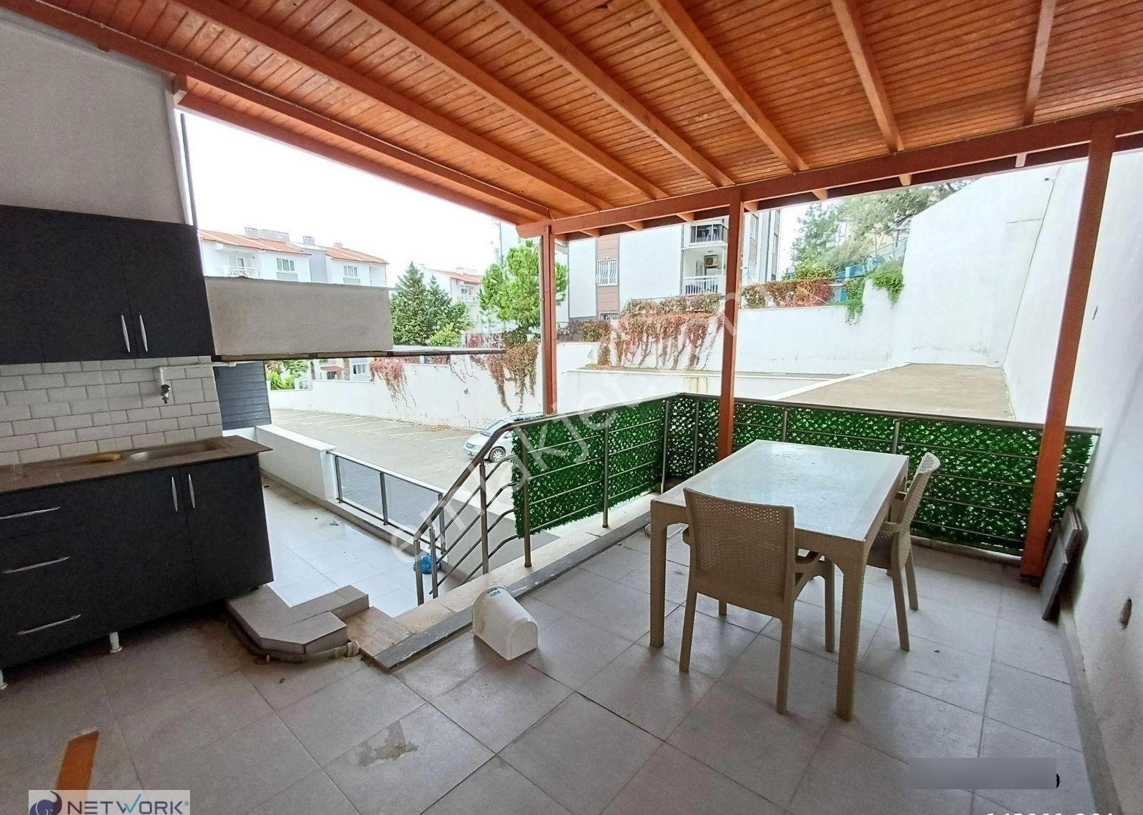 Kuşadası Merkeze Yakın Ful Eşyalı Yıllık Kiralık Dubleks Daire - Görsel 28