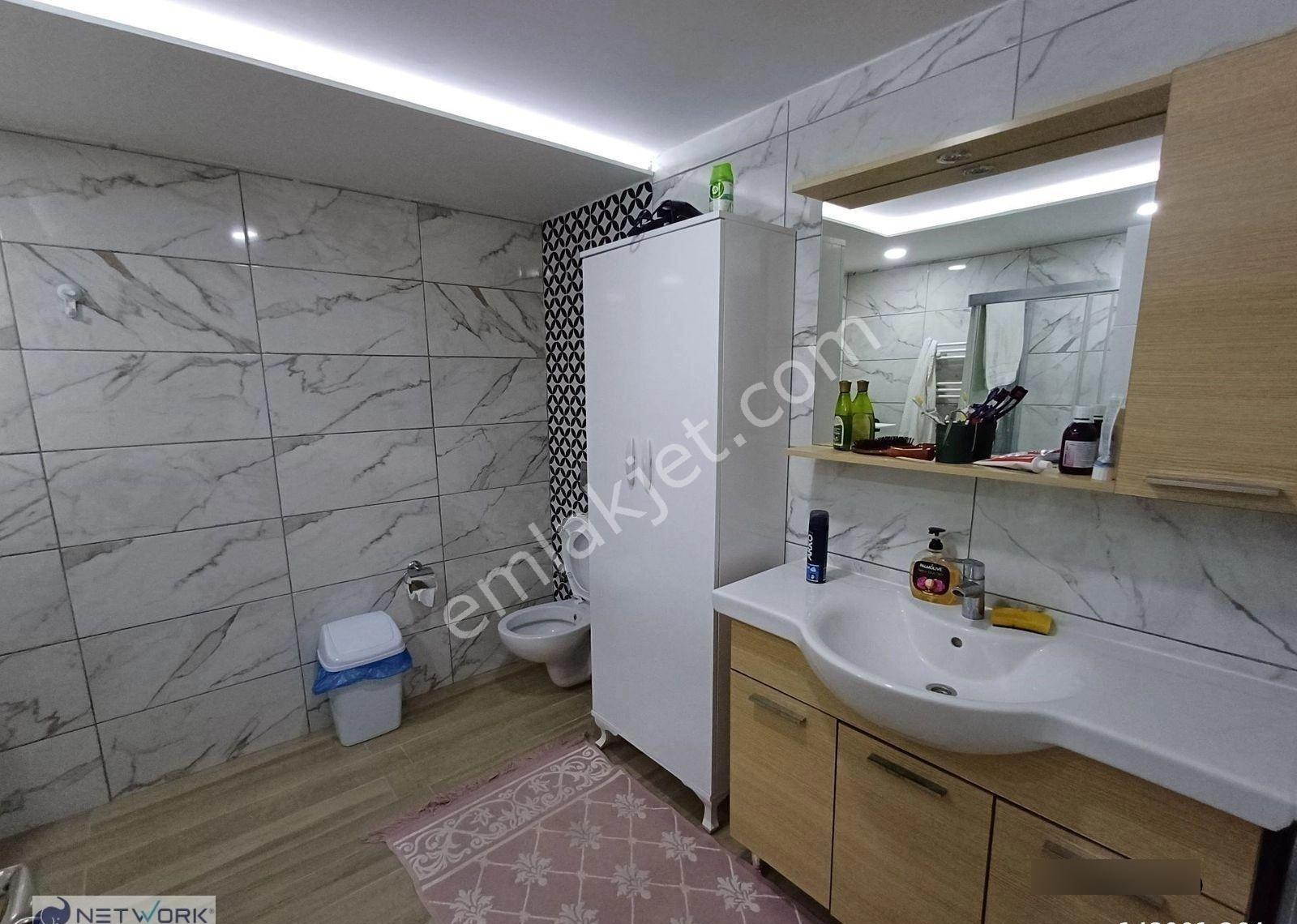 Kuşadası Merkeze Yakın Ful Eşyalı Yıllık Kiralık Dubleks Daire - Görsel 3