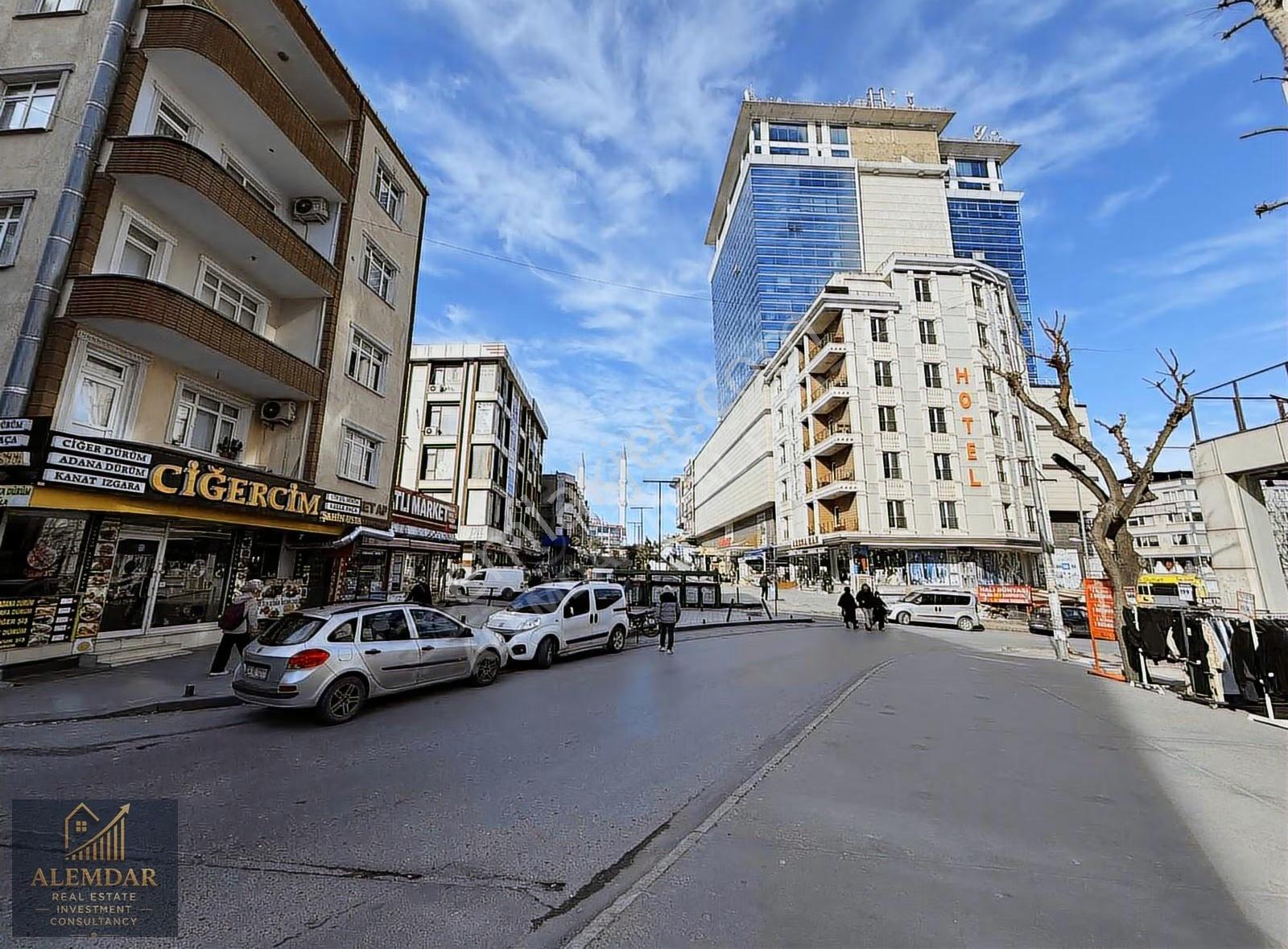 Meydanda Ana Cadde Üzerinde Kiralık 70 M2 Ofis - Görsel 9
