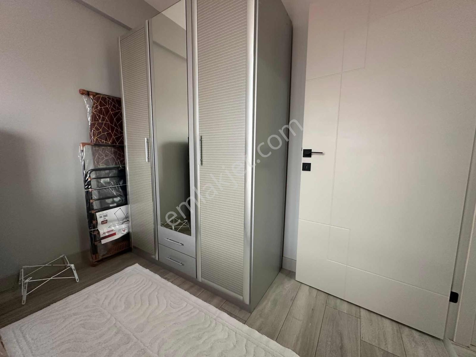 Alaçatı'dan/bulvar Yakını/yerden Isıtma/ultra Lüx 1+1 Eşyalı - Görsel 39