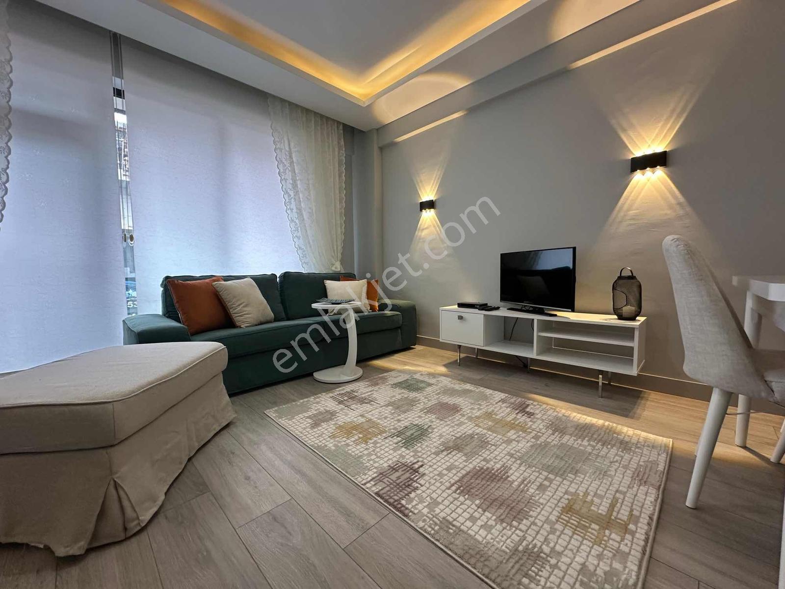 Alaçatı'dan/bulvar Yakını/yerden Isıtma/ultra Lüx 1+1 Eşyalı - Görsel 21